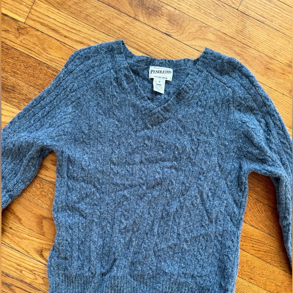 Pendleton 100% wool sweater